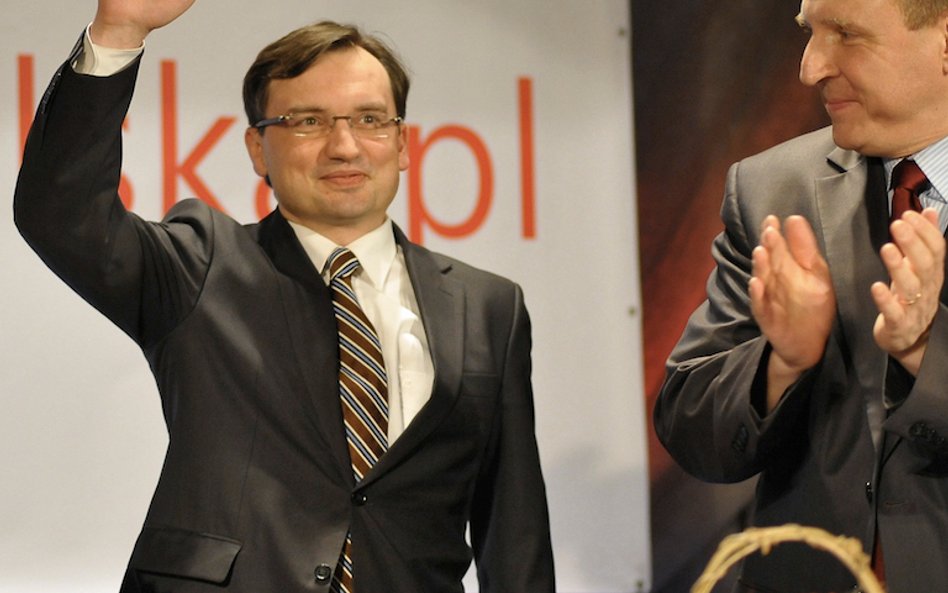 Ziobro wzywa Kaczyńskiego do zerwania koalicji… z PO