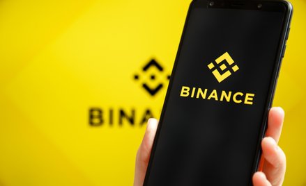 Binance cierpi przez MiCA. Giełdy kryptowalut rzuciły się na klientów