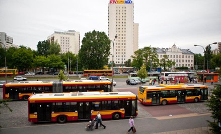 Wydatki na komunikację miejską w samorządach