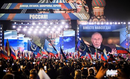 Plac Czerwony w Moskwie. Demonstracja poparcia aneksji ukraińskich terytoriów, 30 września