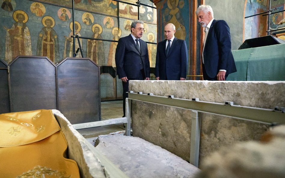 W lipcu 2026 r., podczas prac konserwatorskich w Soborze Archangielskim, natrafiono – „niespodziewan