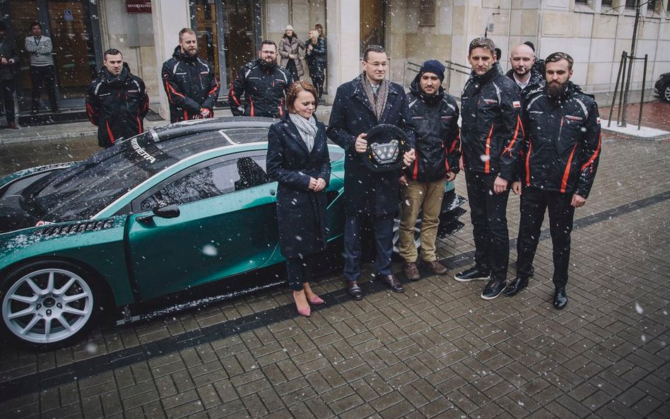 W prezentacji polskiej wyścigówki wziął udział wicepremier i minister rozwoju i finansów Mateusz Mor