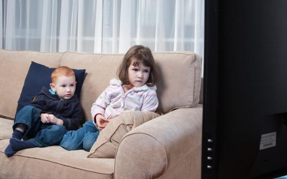 Prognozy mówiące o tym, że telewizja w ofercie dla dzieci przegra z siecią, jak dotąd się nie sprawd