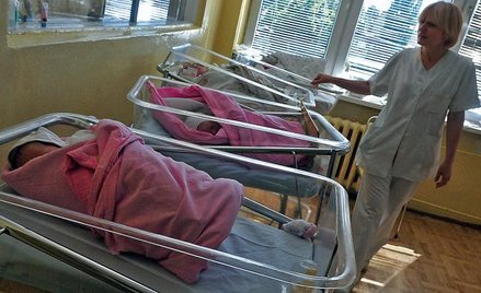 Na położnictwie zamontowano darmowe wideotelefony. Dzięki nim mamy mogą pochwalić się dziećmi rodzin