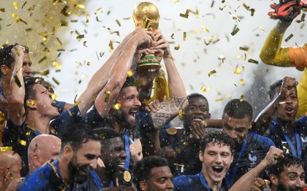 Kolejne mistrzostwa, za cztery lata, odbędą się w Katarze. Olivier Giroud raczej już tam nie pojedzi