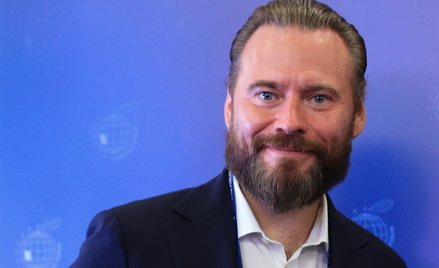 Prowokacja fakturowa w KSeF. Ponad 4 mln dla Stanowskiego i Mentzena?