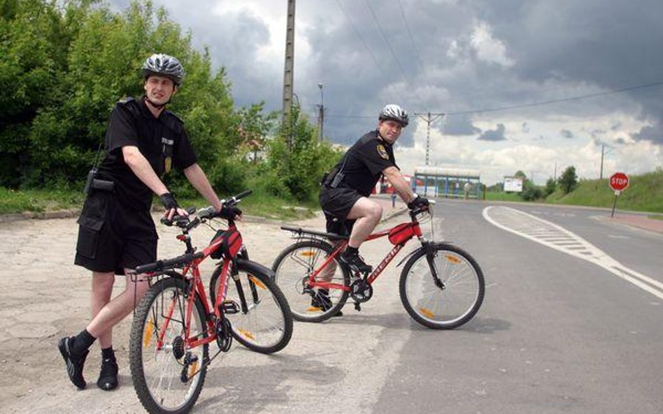 Strażnik pozna przepisy o transporcie drogowym
