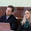 Oskarżony Sebastian M. (L) oraz jego pełnomocniczka mec. Katarzyna Hebda (P) na sali Sądu Rejonowego