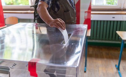 W niedzielę lokale wyborcze będą otwarte w Krakowie od godz. 7 do 21. Głosowanie będzie się odbywać 
