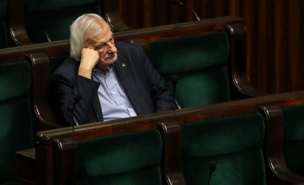 Poseł PiS Ryszard Terlecki na sali obrad Sejmu podczas pierwszego czytania obywatelskiego projektu u