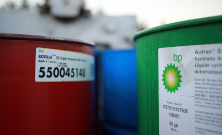 Dojdzie do megafuzji na rynku paliw? Shell rozważa przejęcie BP
