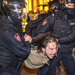 Po ogłoszeniu przez Putina mobilizacji w wielu rosyjskich miastach wybuchły protesty. Na zdjęciu - M