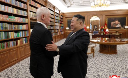 Andriej Biełousow spotkał się z Kim Dzong Unem