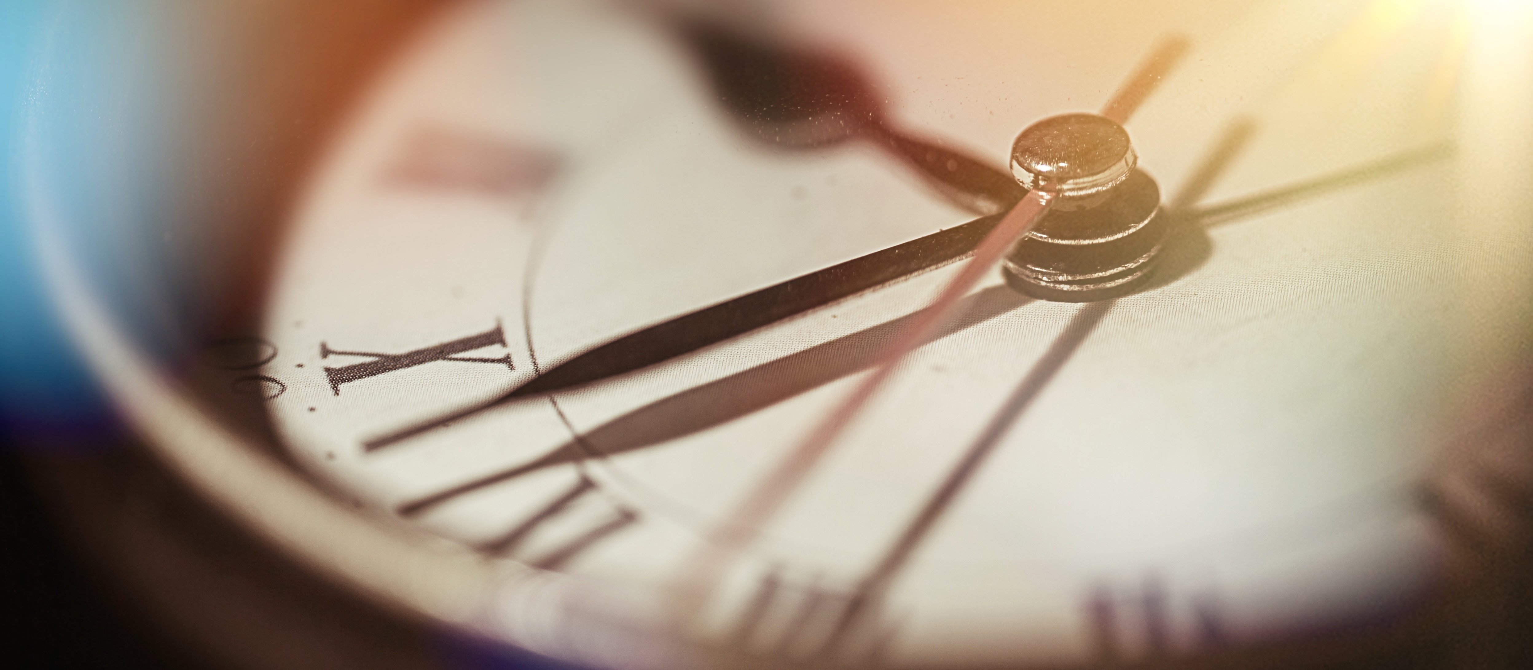 Kiedy będzie zmiana czasu w zimowy w 2025 roku? Polacy zadają sobie najważniejsze pytanie