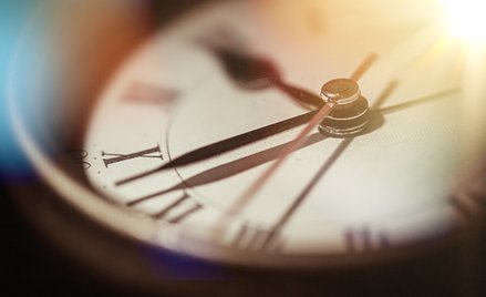 Kiedy zmiana czasu na zimowy? Coraz większe zainteresowanie tematem