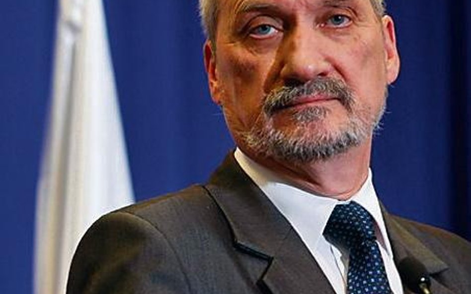 Prezydium Sejmu nie zgodziło się, by w Komisji ds. Służb Specjalnych zasiadał Antoni Macierewicz. Ar