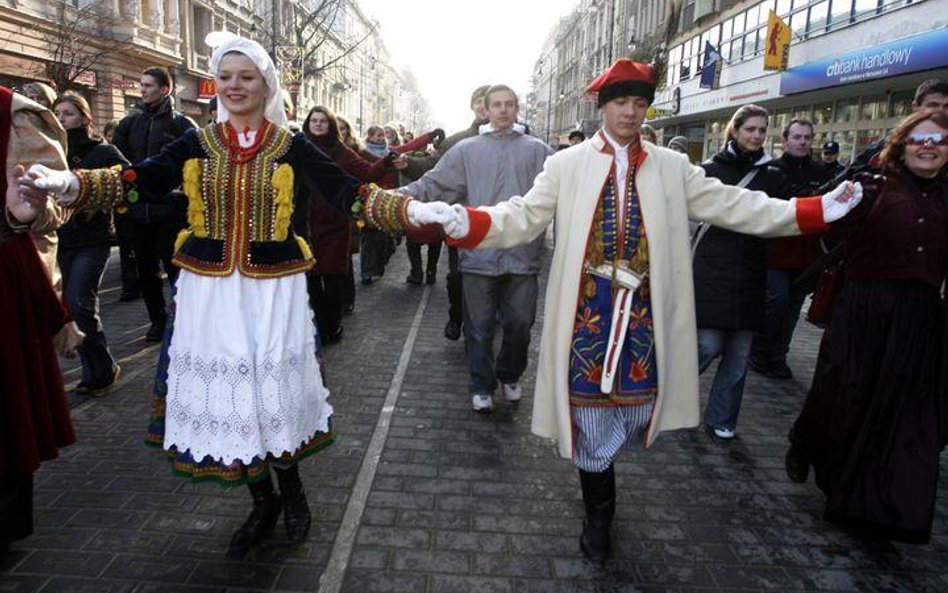 Polonez na ulicach Łodzi