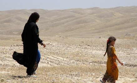 2 tysiące kobiet z Iraku przebywa w niewoli wśród dżihadystów z Daesh