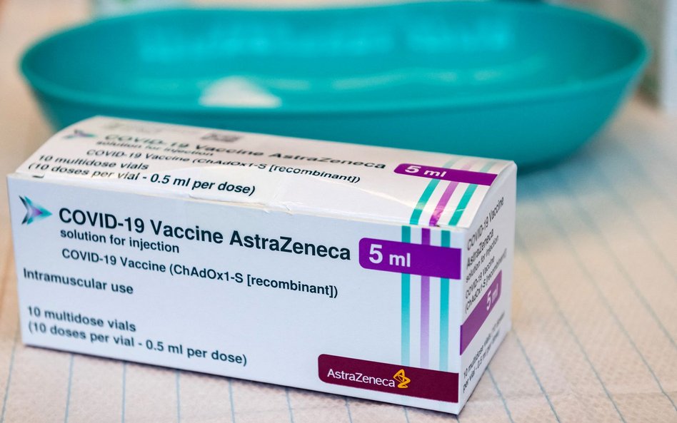 WHO: Na razie zalecamy kontynuowanie szczepień preparatem AstraZeneca przeciwko COVID-19