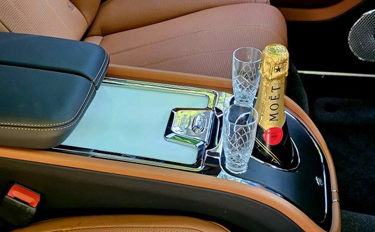 Bentley Bentayga EWB