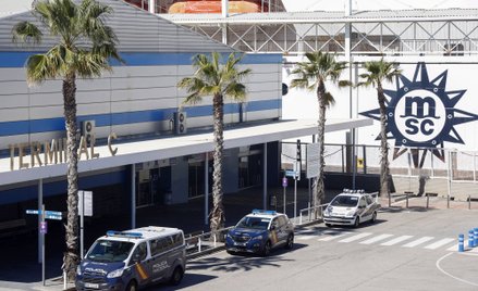 Barcelona zamyka dwa terminale dla wycieczkowców. Przywożą za dużo turystów