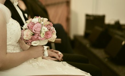 Rybnik: Nożownik zaatakował parę młodą. Ślub dokończony w szpitalu