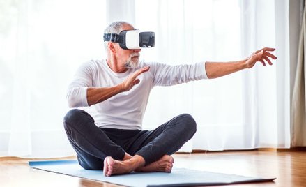 Niektóre choroby neurologiczne zaburzają percepcję czasu. Pomóc może wirtualna rzeczywistość.