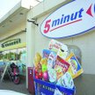 Jeden z trzech „próbnych” sklepów Carrefoura przy stacji BP. Spółka nie ujawnia, czy powstaną kolejn
