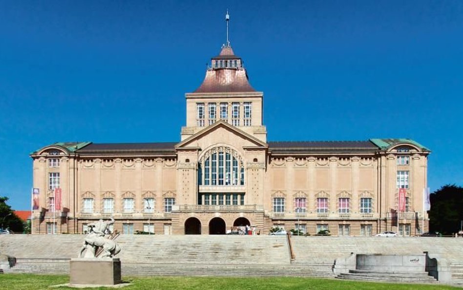 Reprezentacyjny salon Muzeum Narodowego w Szczecinie, czyli gmach główny przy Wałach Chrobrego