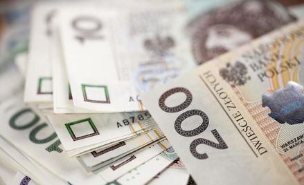 Kilka miliardów złotych może w tym roku zabraknąć w budżecie państwa z wpływów z VAT.