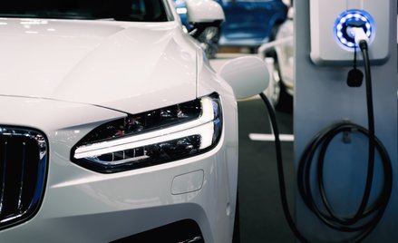 Samochód elektryczny to droższe autocasco dla właściciela