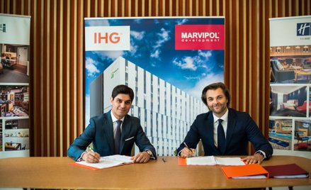 Miguel Martins, dyrektor rozwoju IHG na Polskę i Europę Wschodnią i Mariusz Poławski, wiceprezes Mar