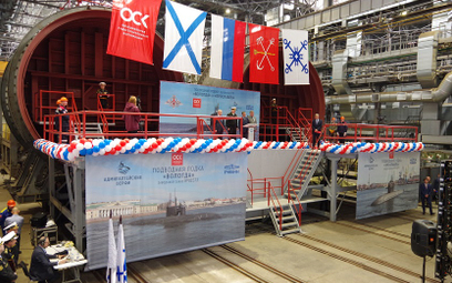 Ceremonia położenia stępki dwóch okrętów podwodnych zmodyfikowanego projektu 677 Łada.