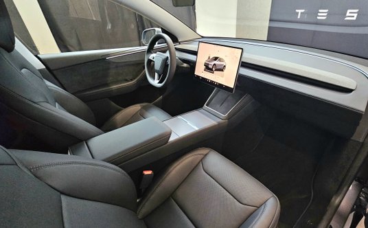 Deska rozdzielcza pozostała bez zmian