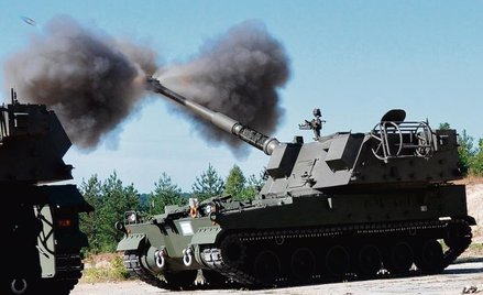 Artyleryjskie fabryki nadają ton