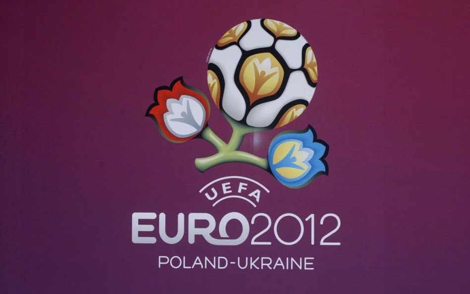 Przepisy na Euro 2012: nowe uprawnienia policji i szerszy dostęp do informacji