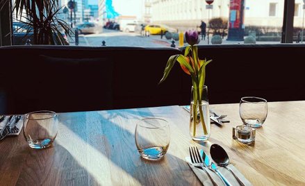 Restauracja Future & Wine znajduje się w warszawskim Śródmieściu.