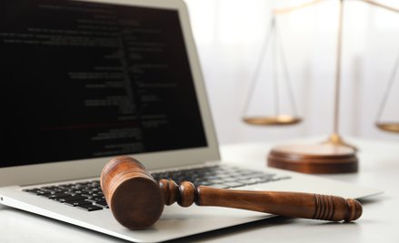 Wciąż są kłopoty z rozprawami online