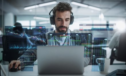 Z korzyści, które daje sztuczna inteligencja w prowadzeniu kampanii marketingowych korzystają też fi