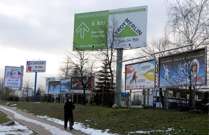 Czy wreszcie zostanie powstrzymany chaos estetyczny w Warszawie? Uchwała krajobrazowa ma trafić do R