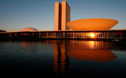 Najsławniejszym jego projektem jest miasto Brasilia, zaprojektowane wspólnie z Lucio Costą. Na zdjęc