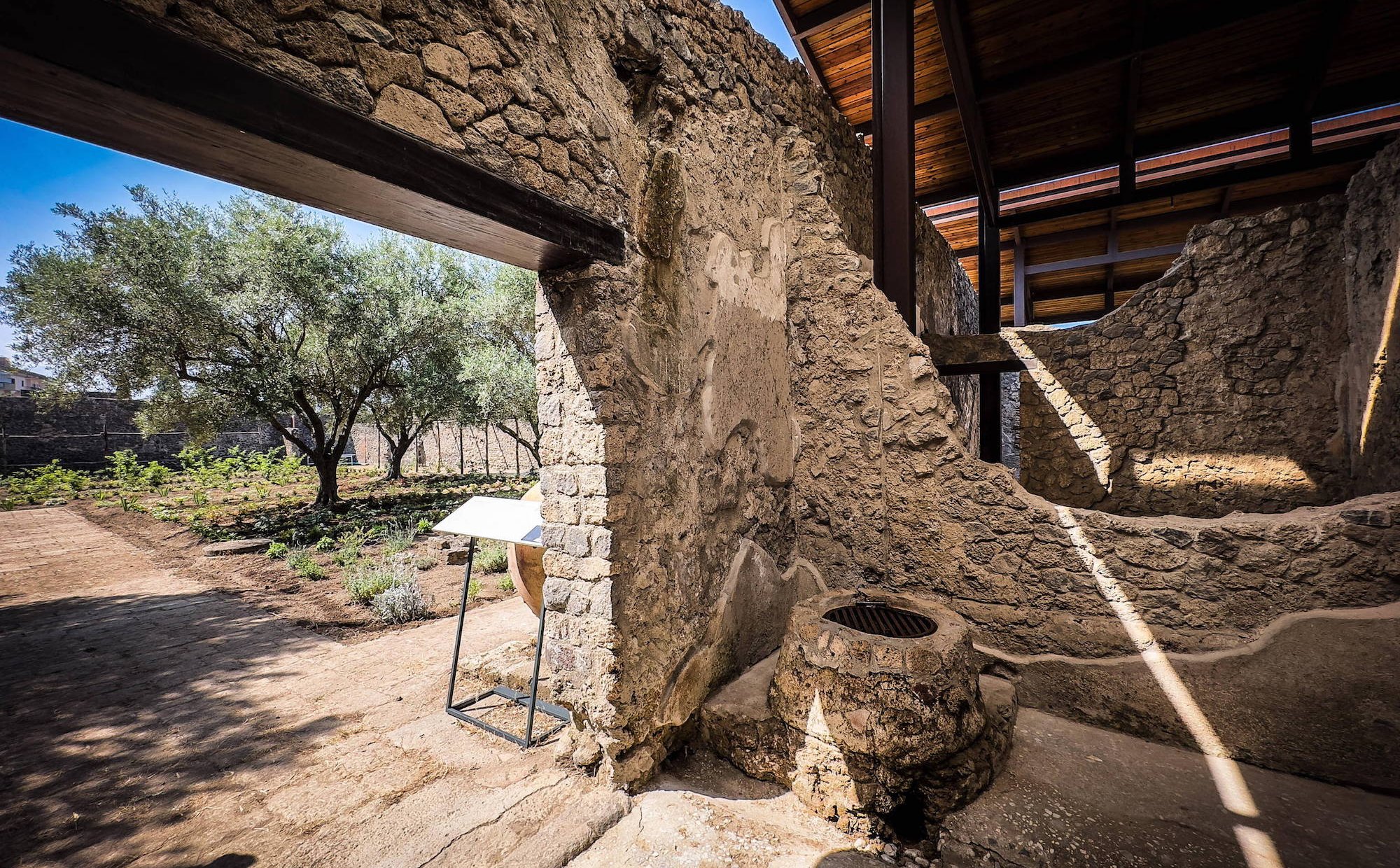 Nowa atrakcja turystyczna w Pompejach. Starożytna perfumeria ożyła po 2000 lat