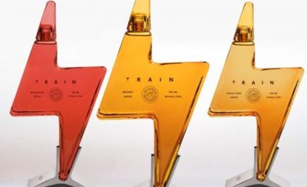 Tesla Tequila: w Chinach podrabiają alkohol Elona Muska