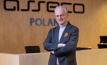 Asseco Poland zarządzane przez Adama Górala jest największą polską firmą informatyczną. Jej kapitali