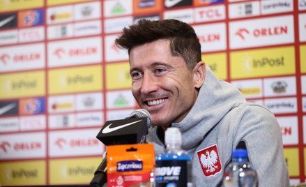 Robert Lewandowski wiecznie młody. Czy znów będzie robił dobrą minę do złej gry?