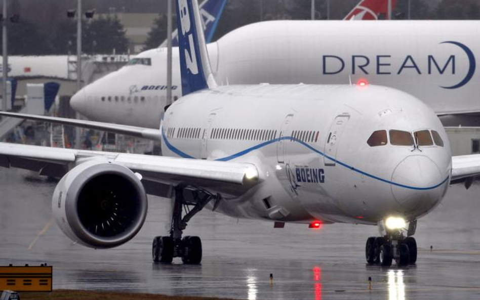Boeing szkoli pilotów Dreamlinerów