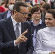 Premier Mateusz Morawiecki i Swiatłana Cichanouska po wizycie na Uniwersytecie Warszawskim