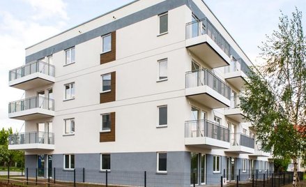 Blok z drewnianych modułów zbudowany przez Unibep w Bielsku Podlaskim