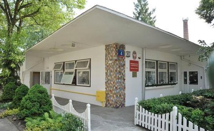 Gminy zwalniają nauczycieli