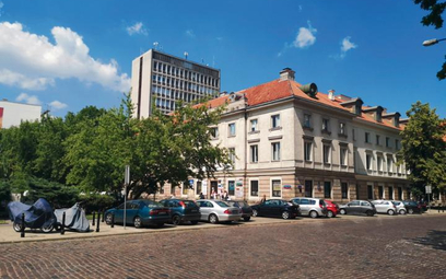 Zeitgeist zrewitalizuje m.in. zabytkową kamienicę przy ul. Długiej w Warszawie.
